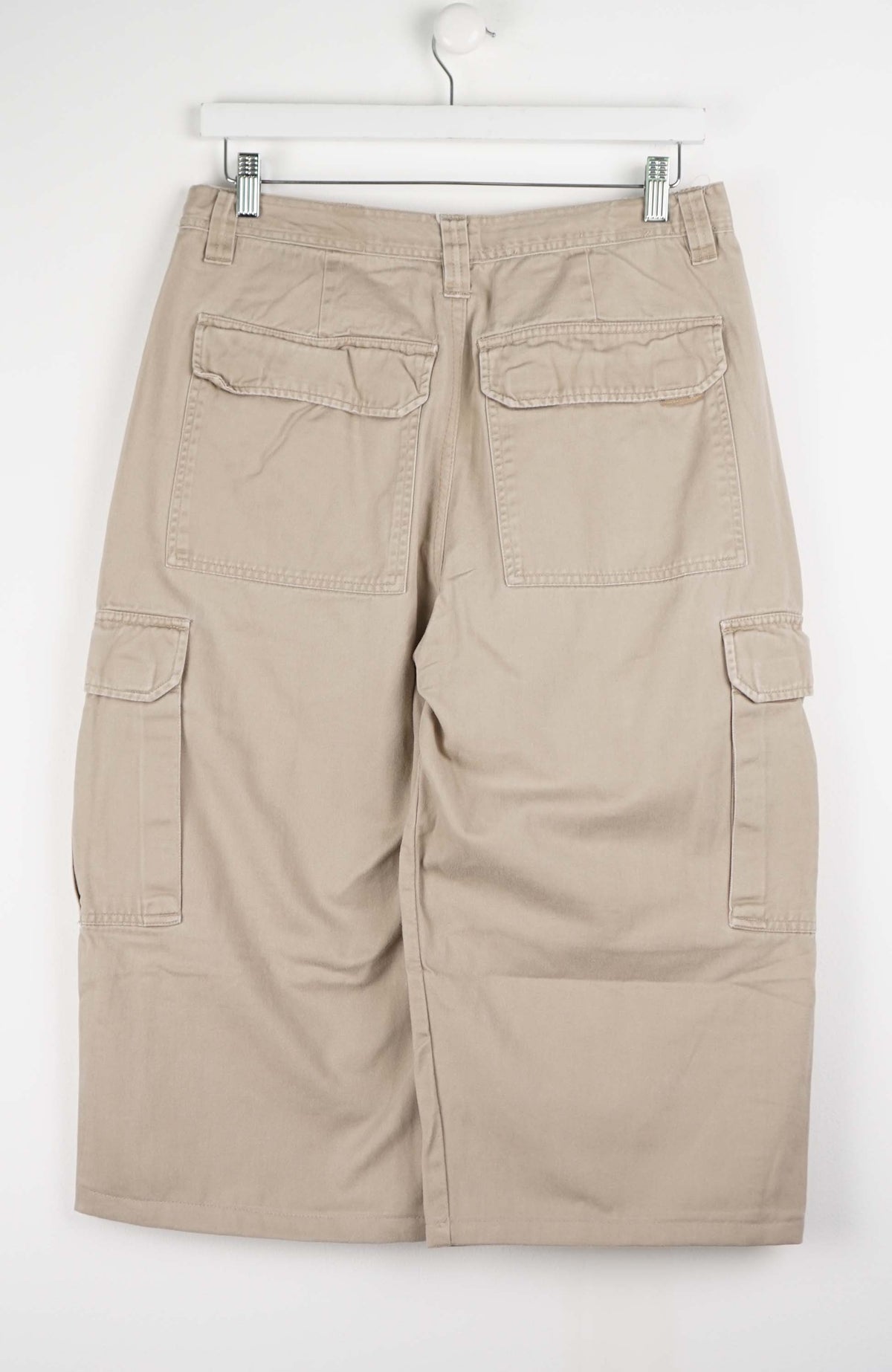 VINTAGE REWORK CARGO CAPRI SHORTS W32