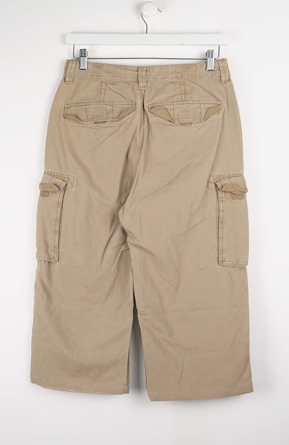 VINTAGE REWORK CARGO CAPRI SHORTS W31