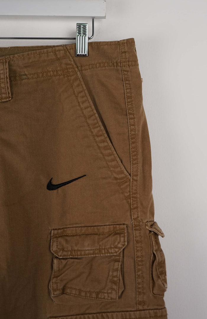 VINTAGE REWORK CARGO SHORTS W36