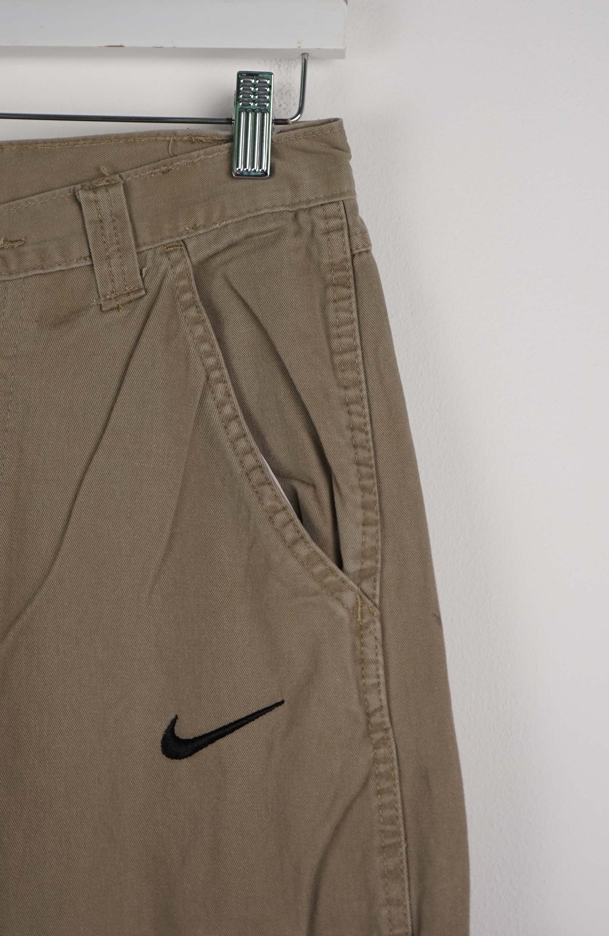 VINTAGE REWORK CARGO CAPRI SHORTS W30