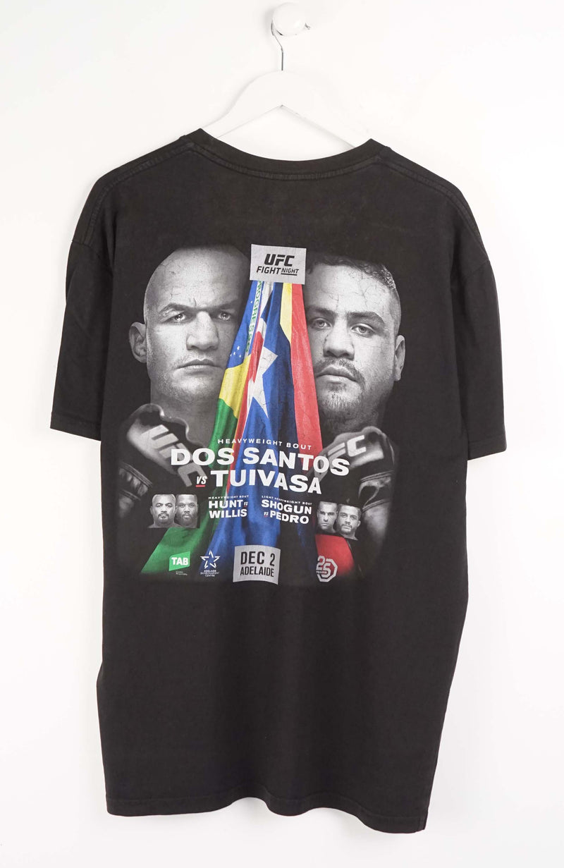 VINTAGE UFC ADELAIDE SANTOS VS TUIVISA T-SHIRT (XL)