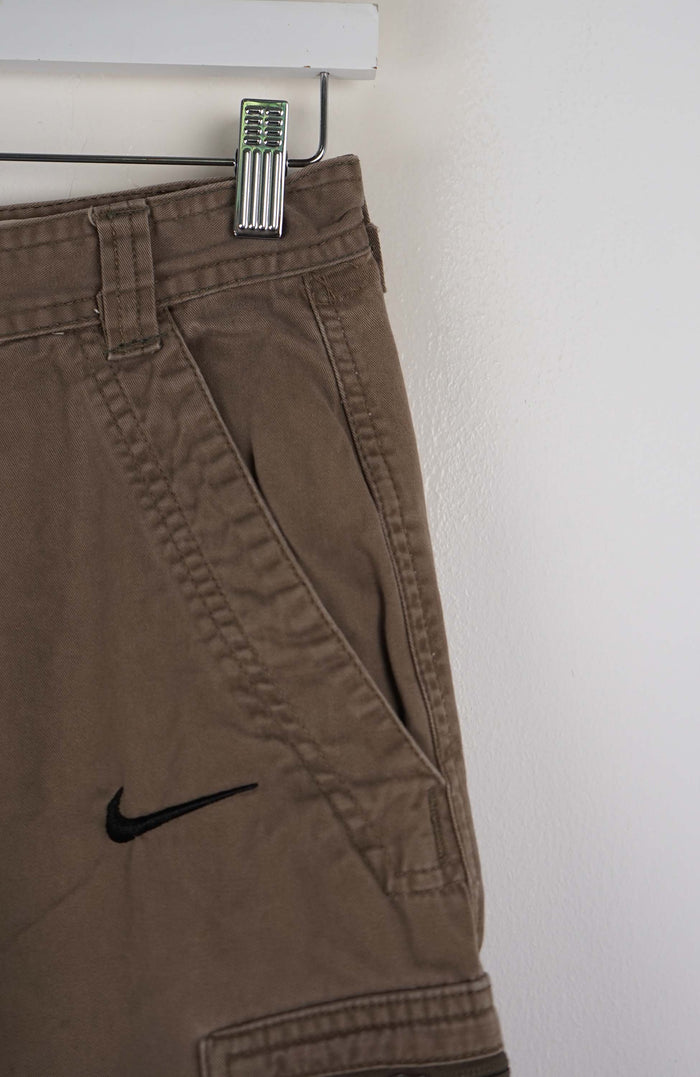 VINTAGE REWORK CARGO SHORTS W28