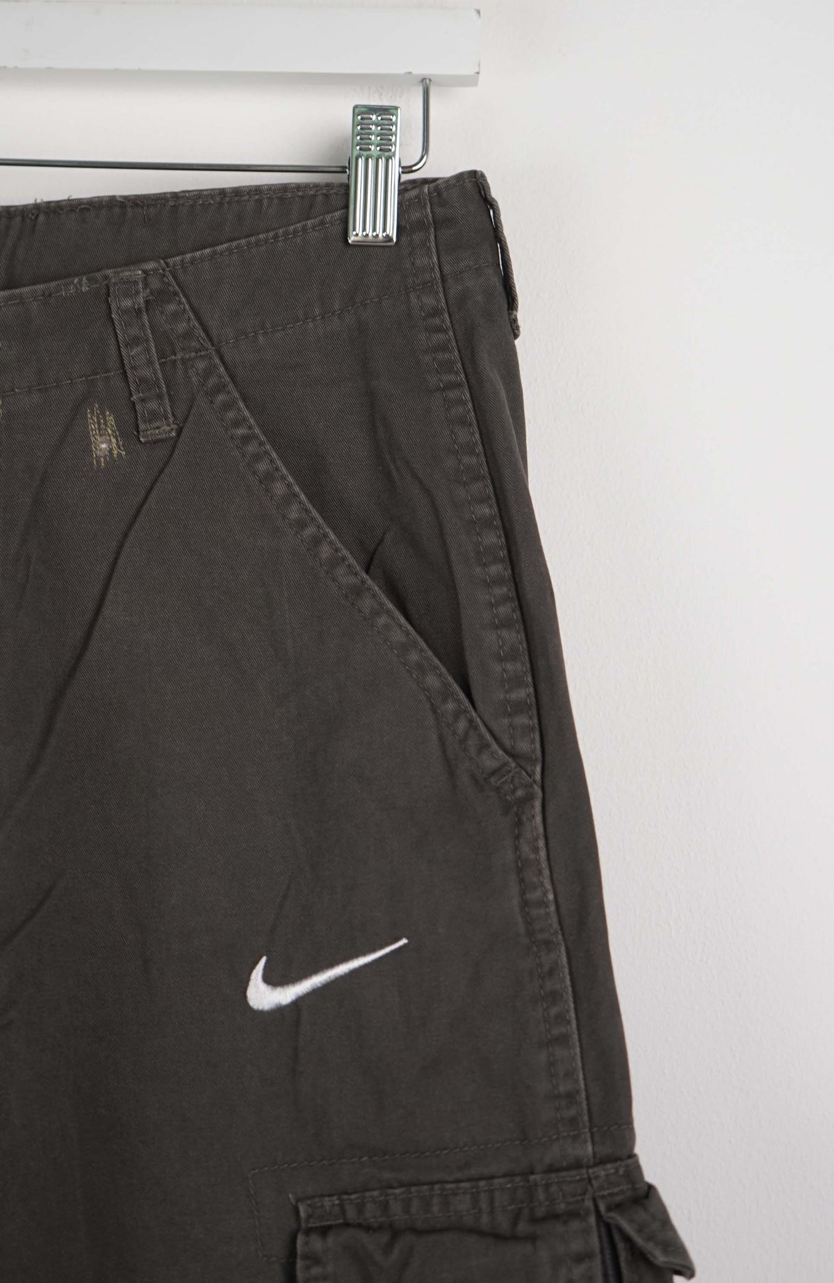 VINTAGE REWORK CARGO SHORTS W30