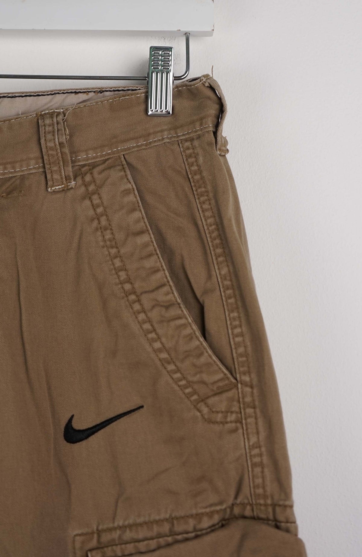 VINTAGE REWORK CARGO SHORTS W30