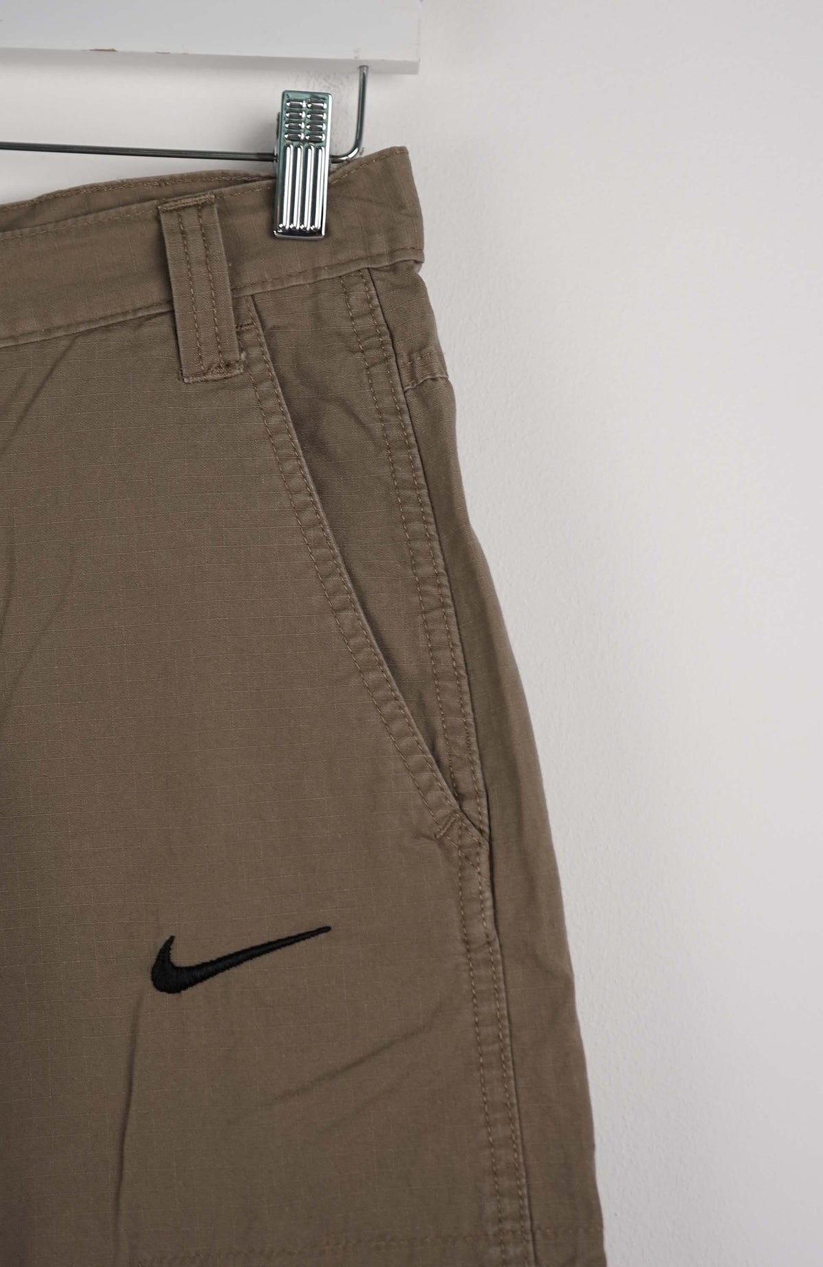 VINTAGE REWORK CARGO SHORTS W29