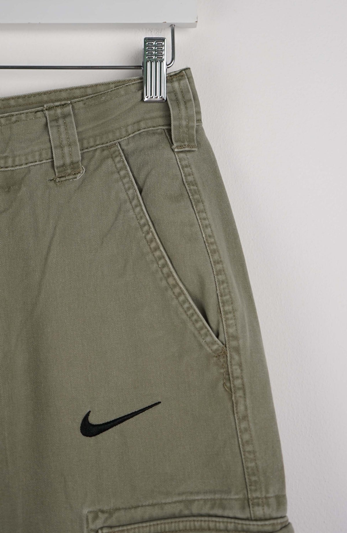 VINTAGE REWORK CARGO SHORTS W27