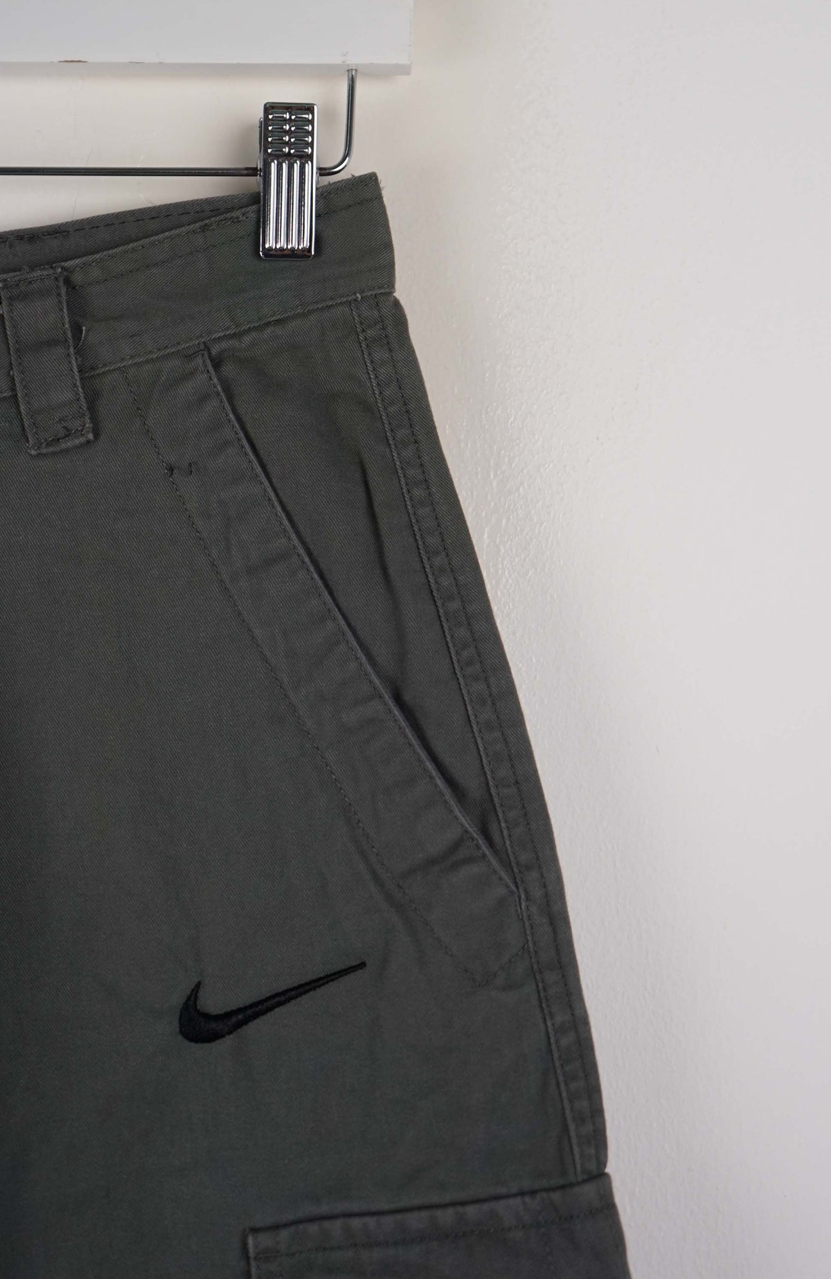 VINTAGE REWORK CARGO SHORTS W27