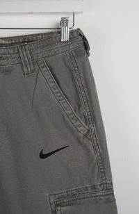 VINTAGE REWORK CARGO SHORTS W29