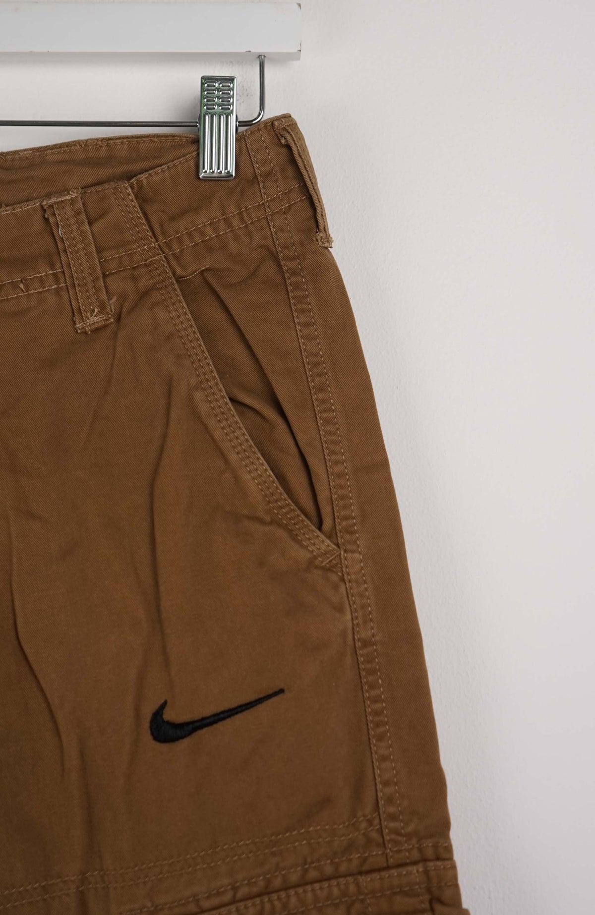 VINTAGE REWORK CARGO SHORTS W28