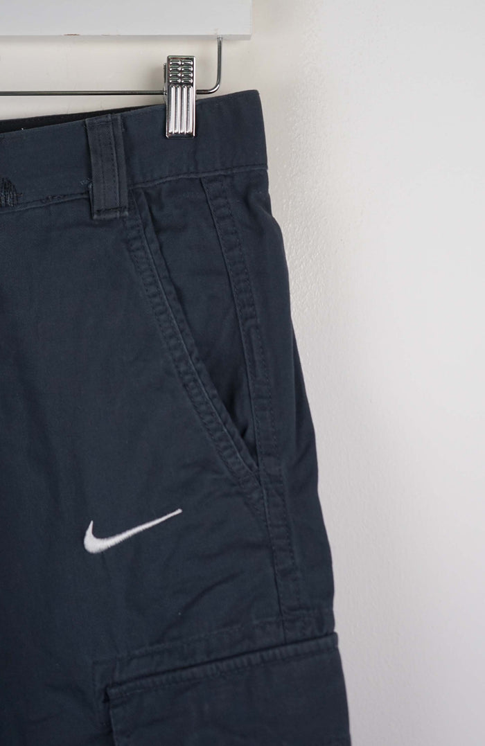 VINTAGE REWORK CARGO SHORTS W30