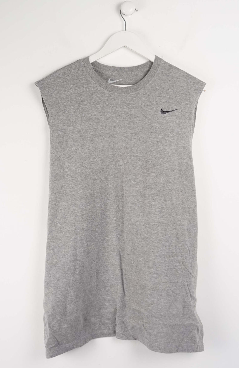 VINTAGE NIKE T-SHIRT (XL)