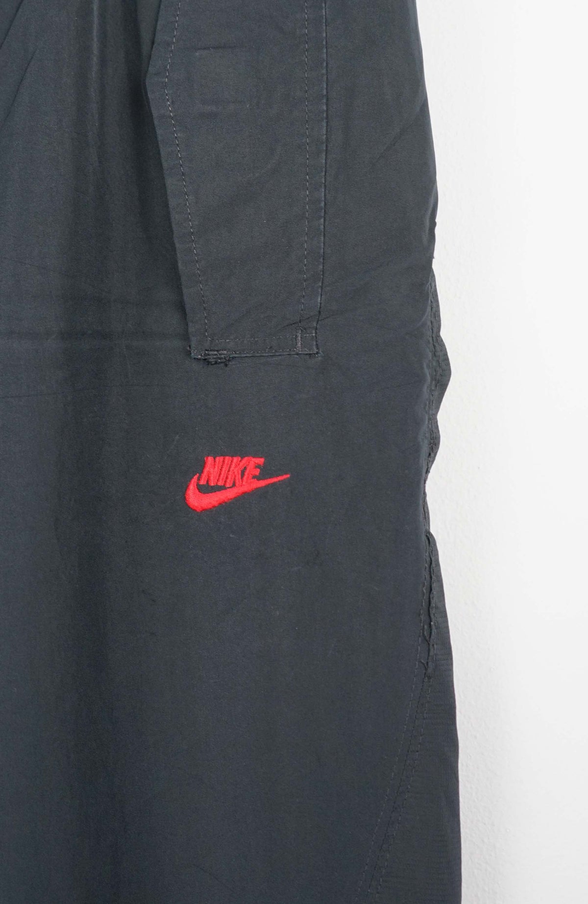 VINTAGE NIKE TRACK PANTS (XL)
