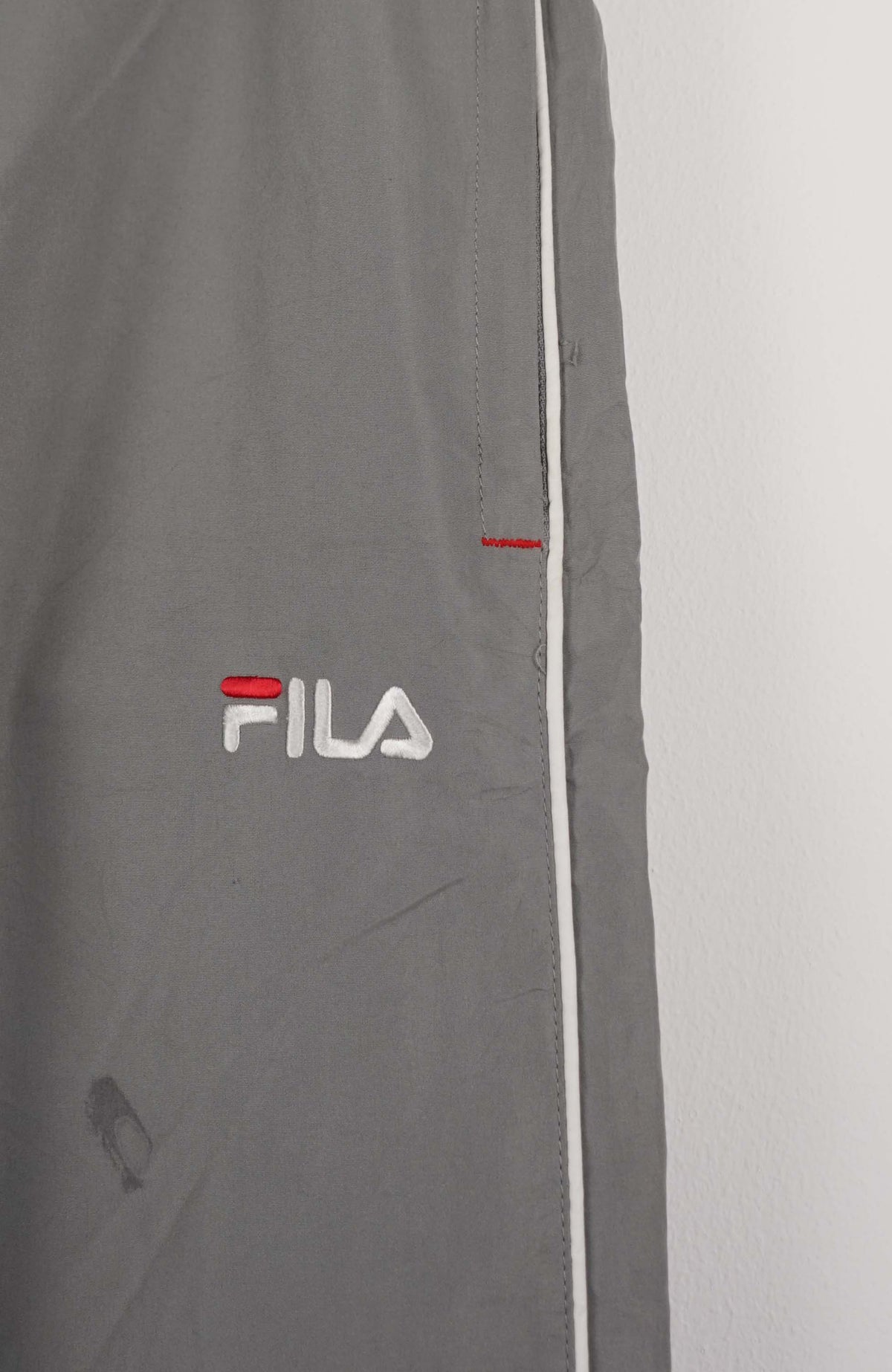 VINTAGE FILA TRACK PANTS (XL)