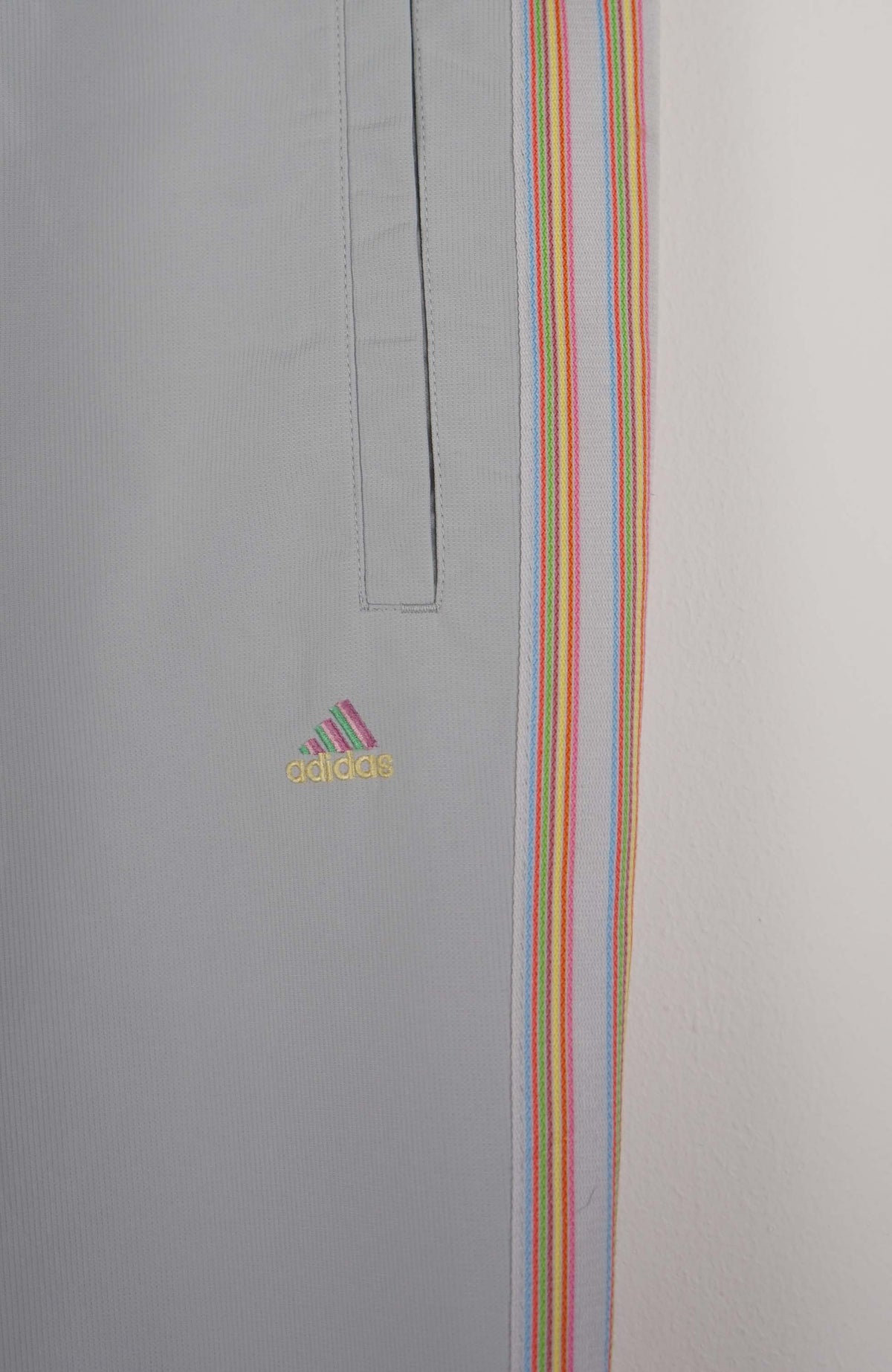 VINTAGE ADIDAS TRACK PANTS (M)