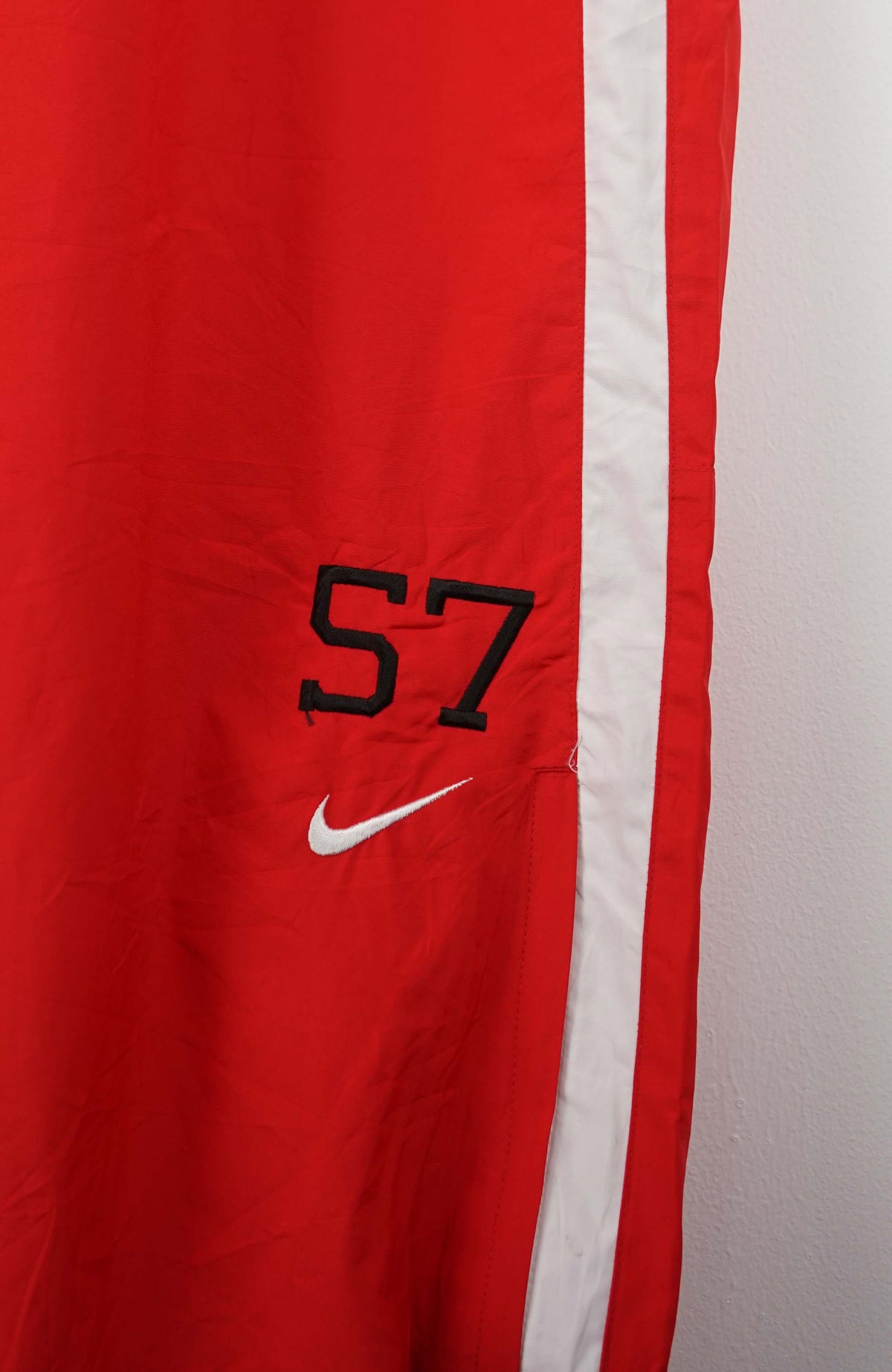 VINTAGE NIKE TRACK PANTS (XXL)