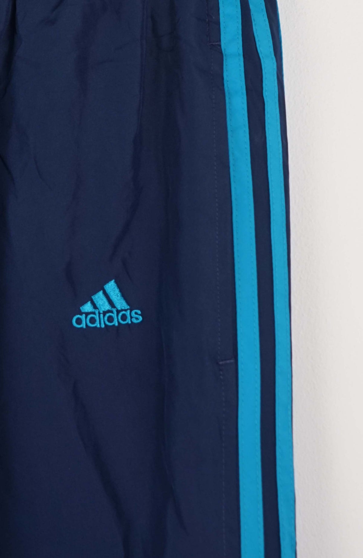 VINTAGE ADIDAS TRACK PANTS (S)