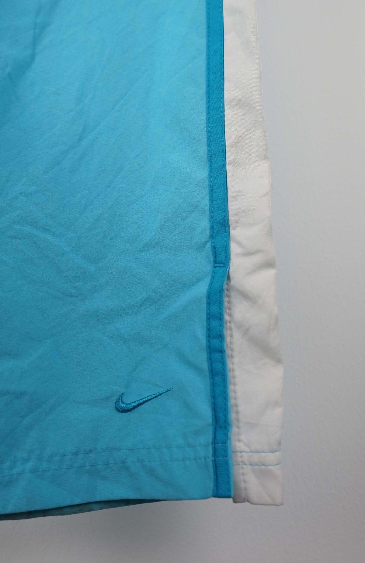 VINTAGE NIKE TRACK PANTS (L)
