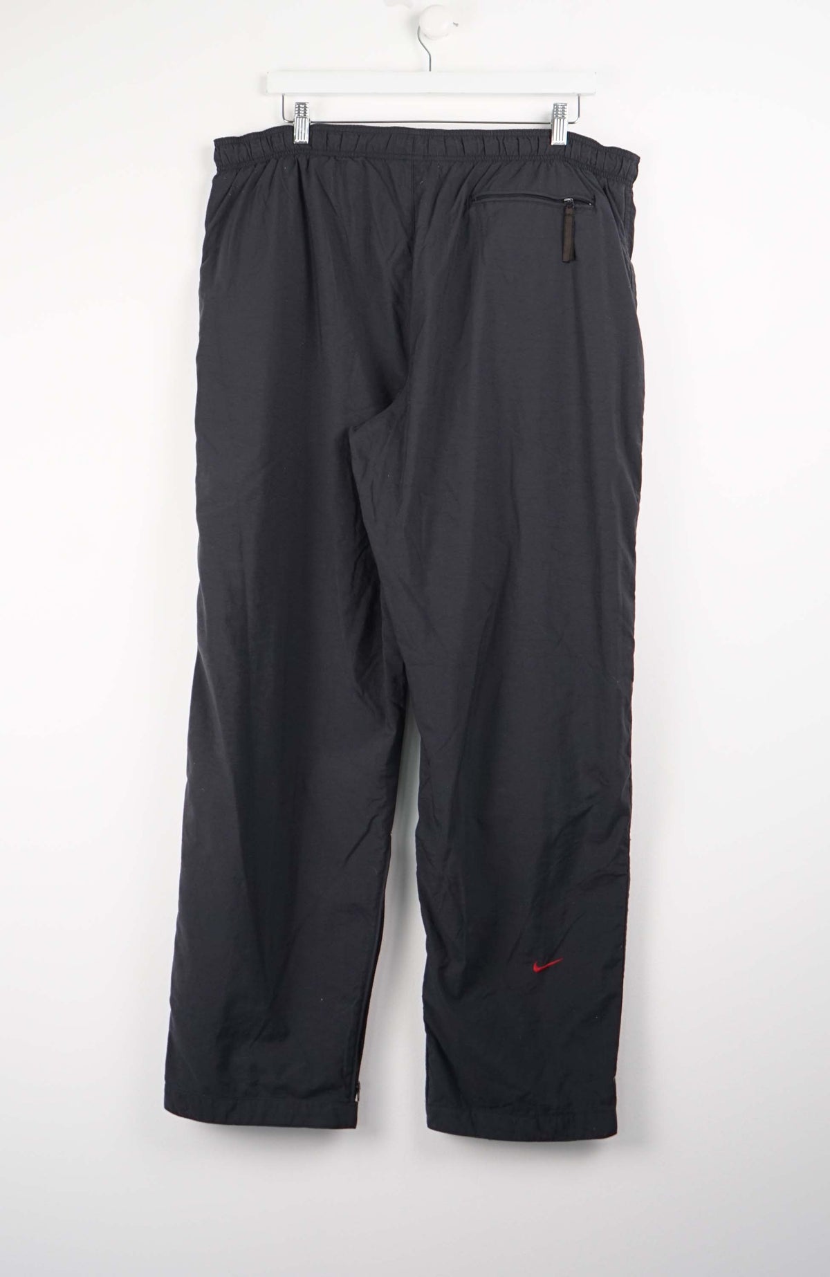 VINTAGE NIKE TRACK PANTS (XXL)