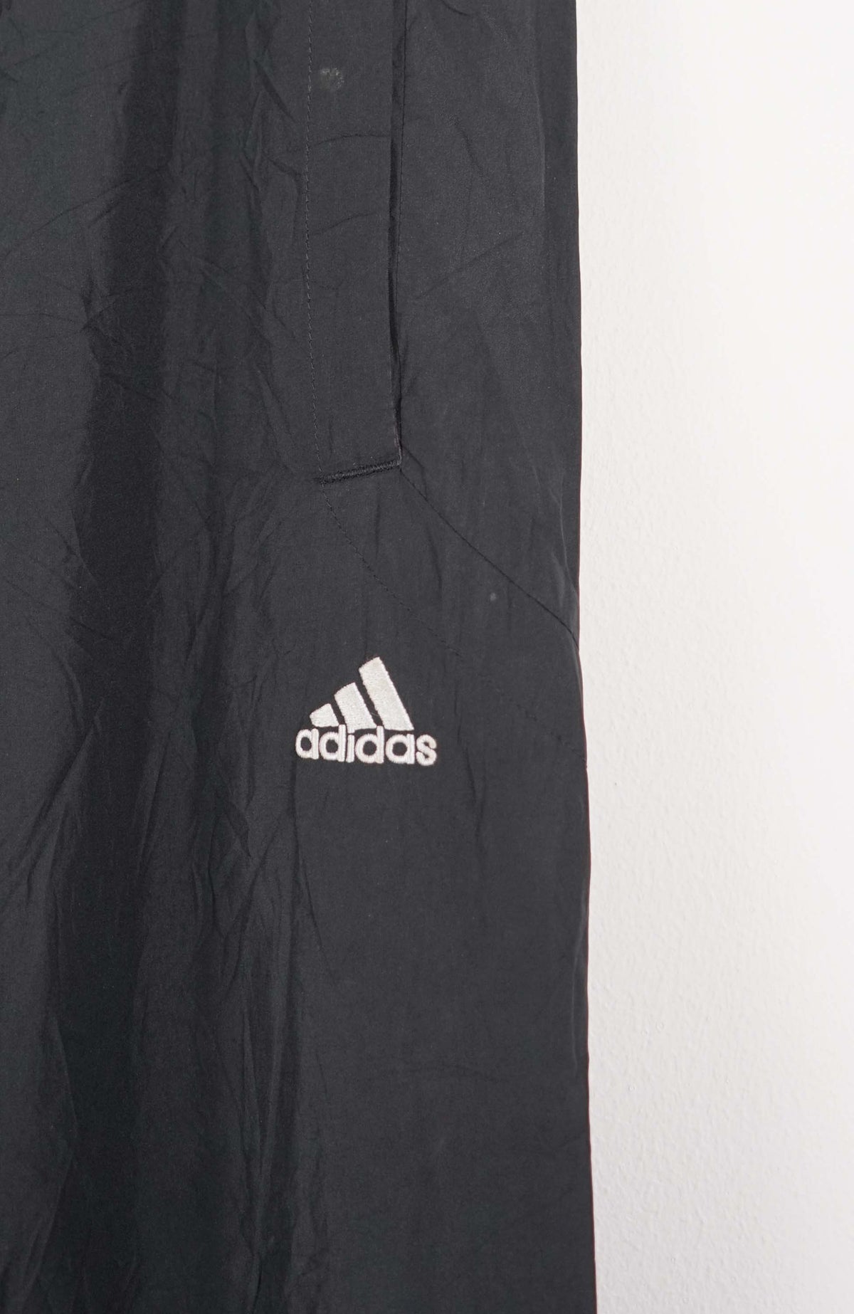 VINTAGE ADIDAS TRACK PANTS (L)