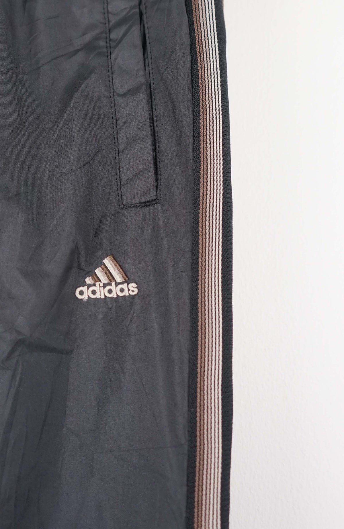 VINTAGE ADIDAS TRACK PANTS (XS)