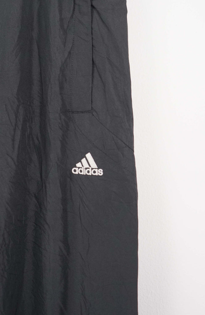 VINTAGE ADIDAS TRACK PANTS (L)