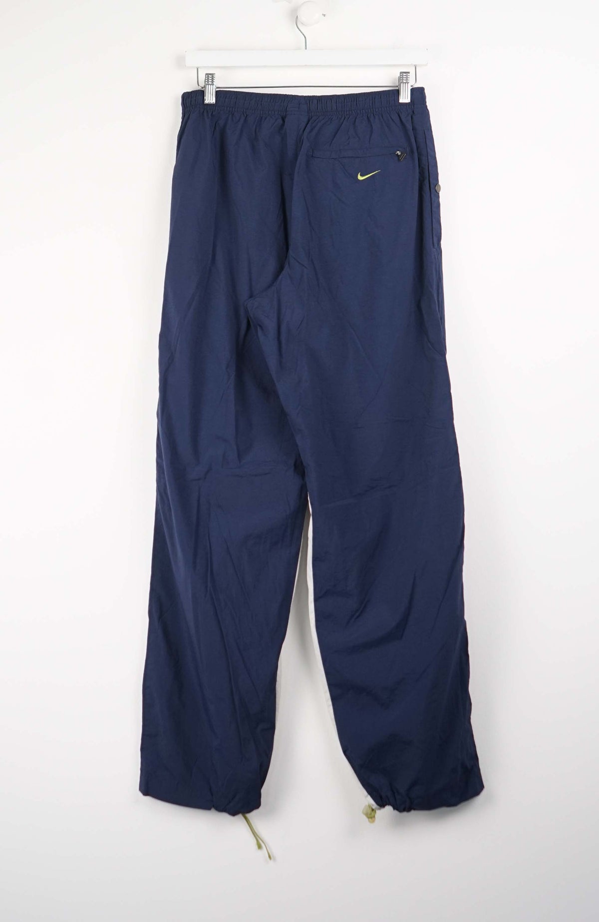VINTAGE NIKE TRACK PANTS (M)