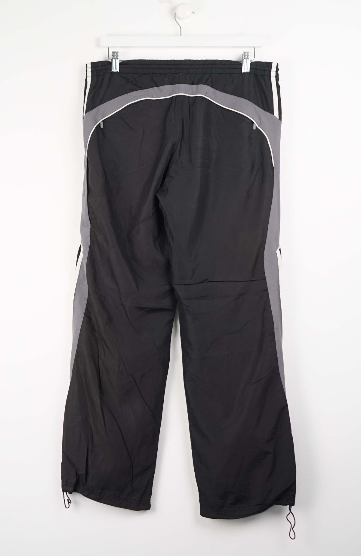 VINTAGE ADIDAS TRACK PANTS (XL)