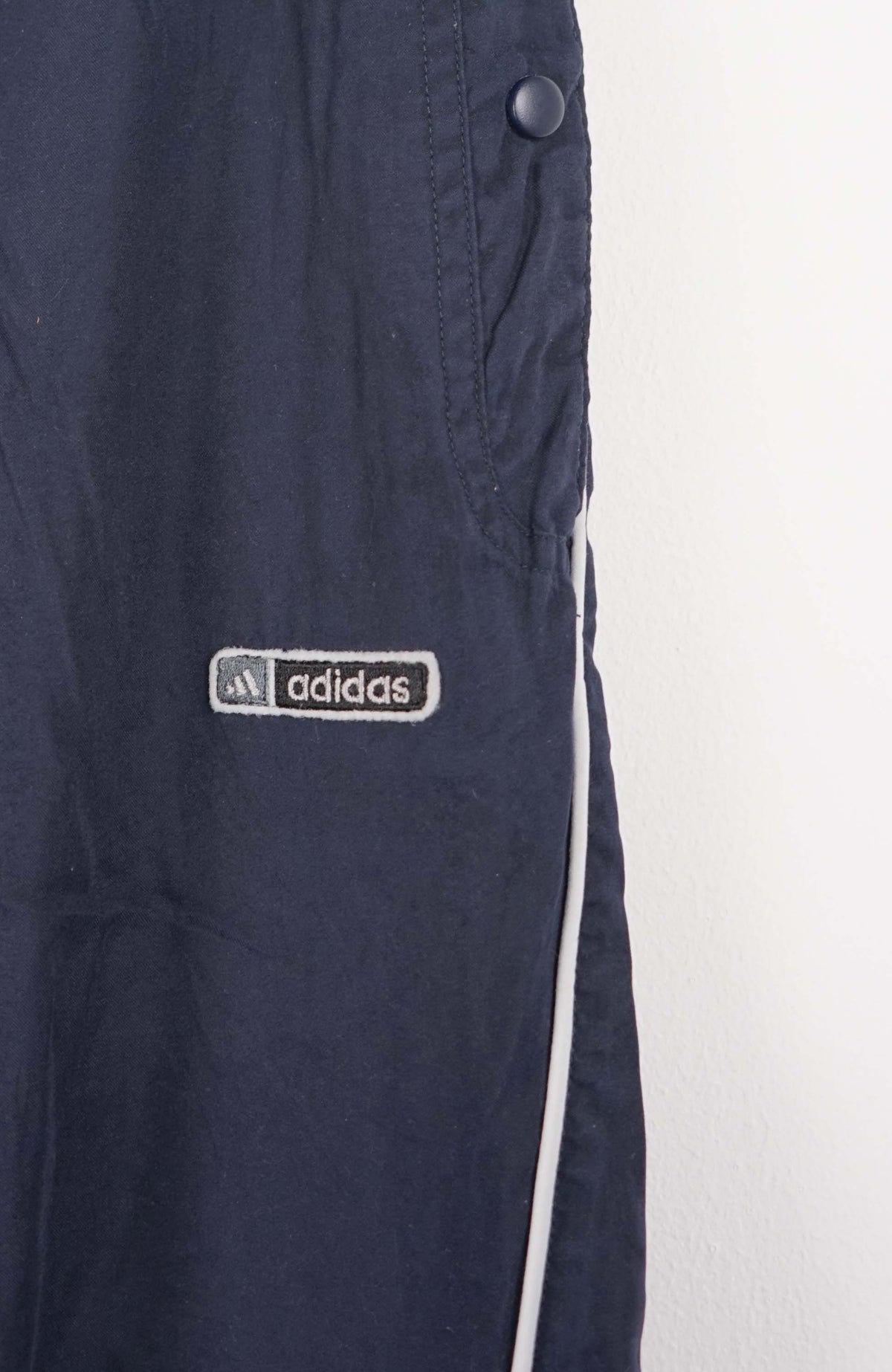 VINTAGE ADIDAS TRACK PANTS (L)
