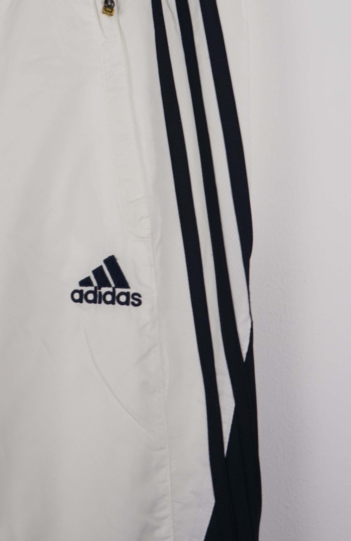 VINTAGE ADIDAS TRACK PANTS (M)