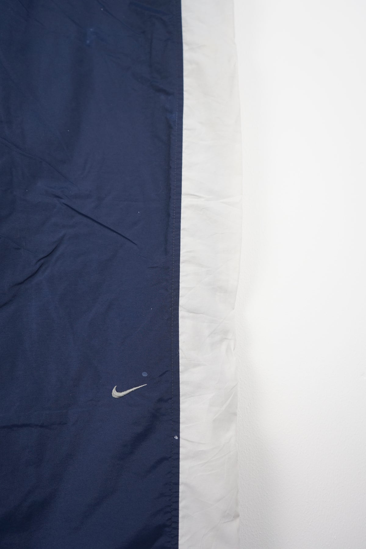VINTAGE NIKE TRACK PANTS (XXL)