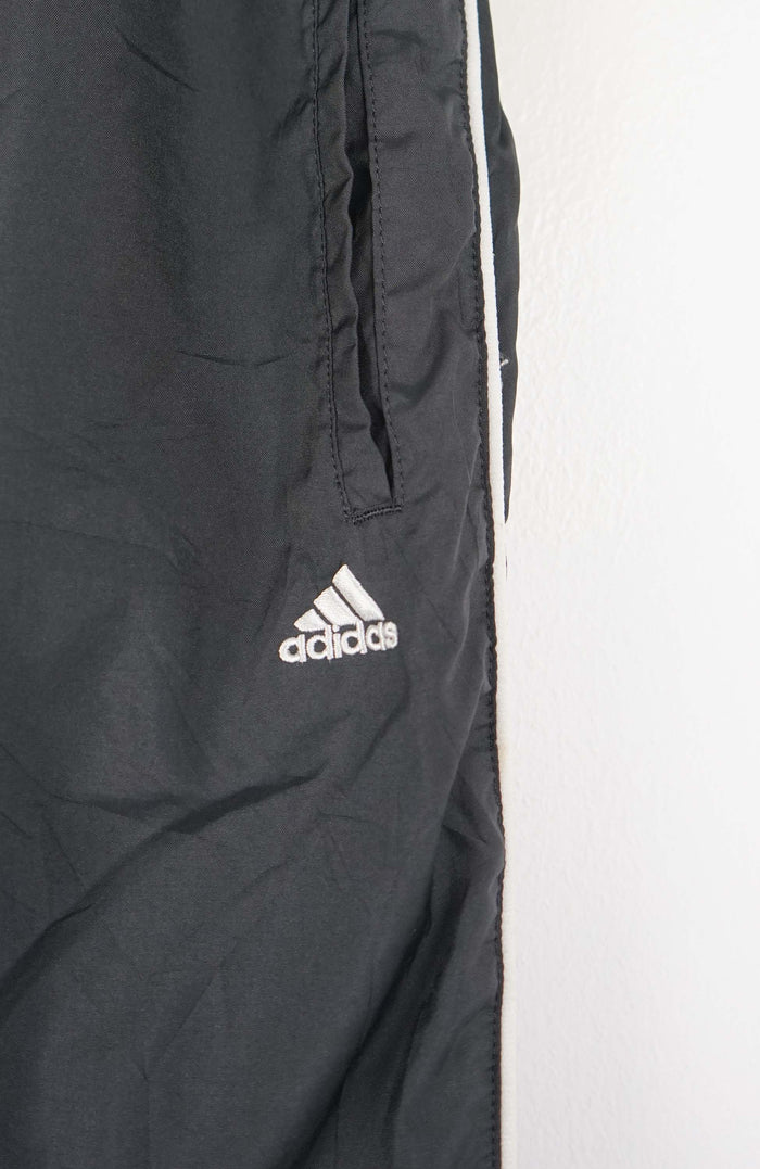 VINTAGE ADIDAS TRACK PANTS (XXS)