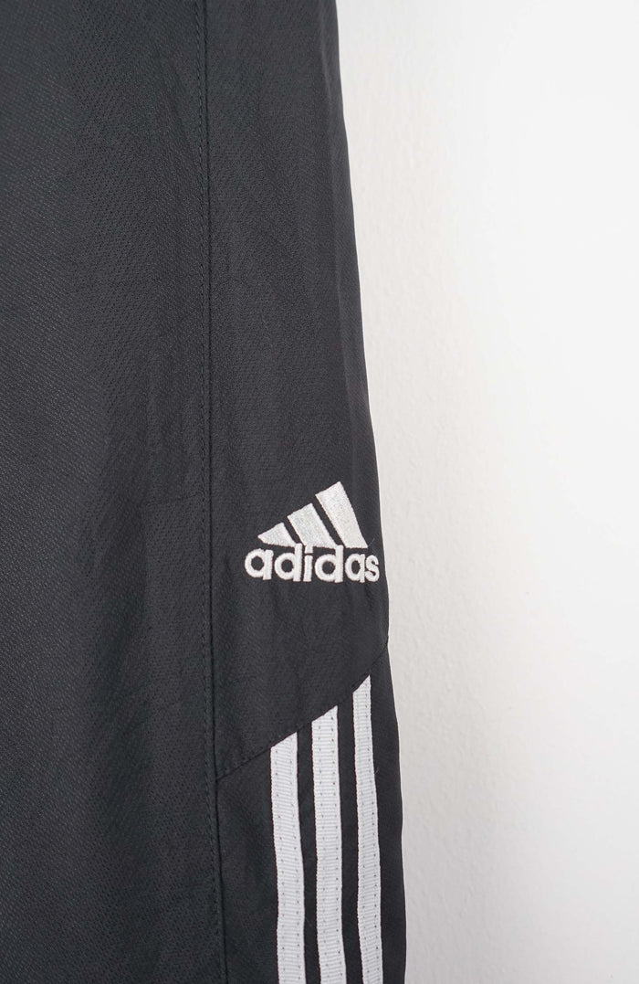 VINTAGE ADIDAS TRACK PANTS (M)
