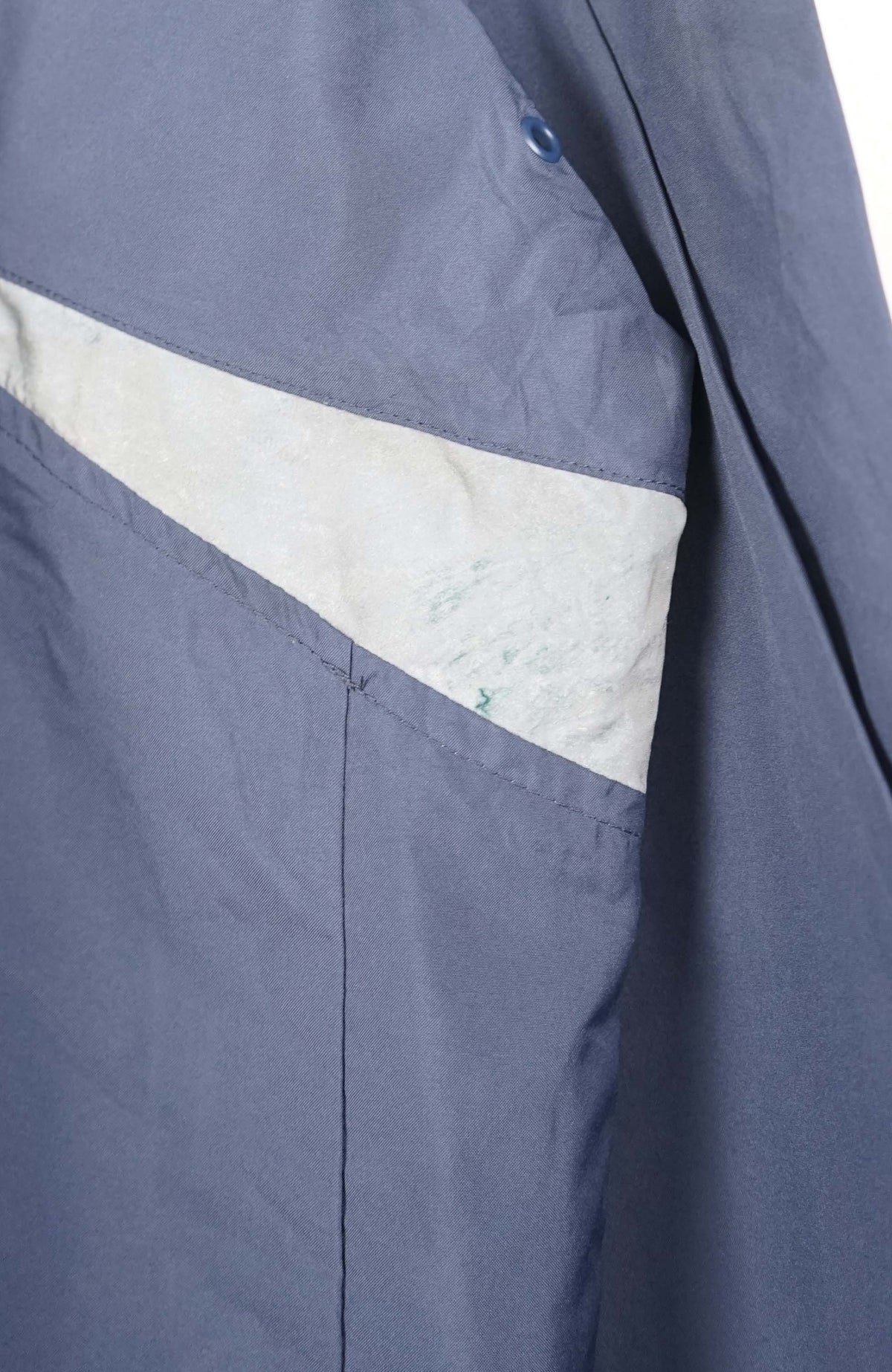 VINTAGE NIKE WINDBREAKER (XL)
