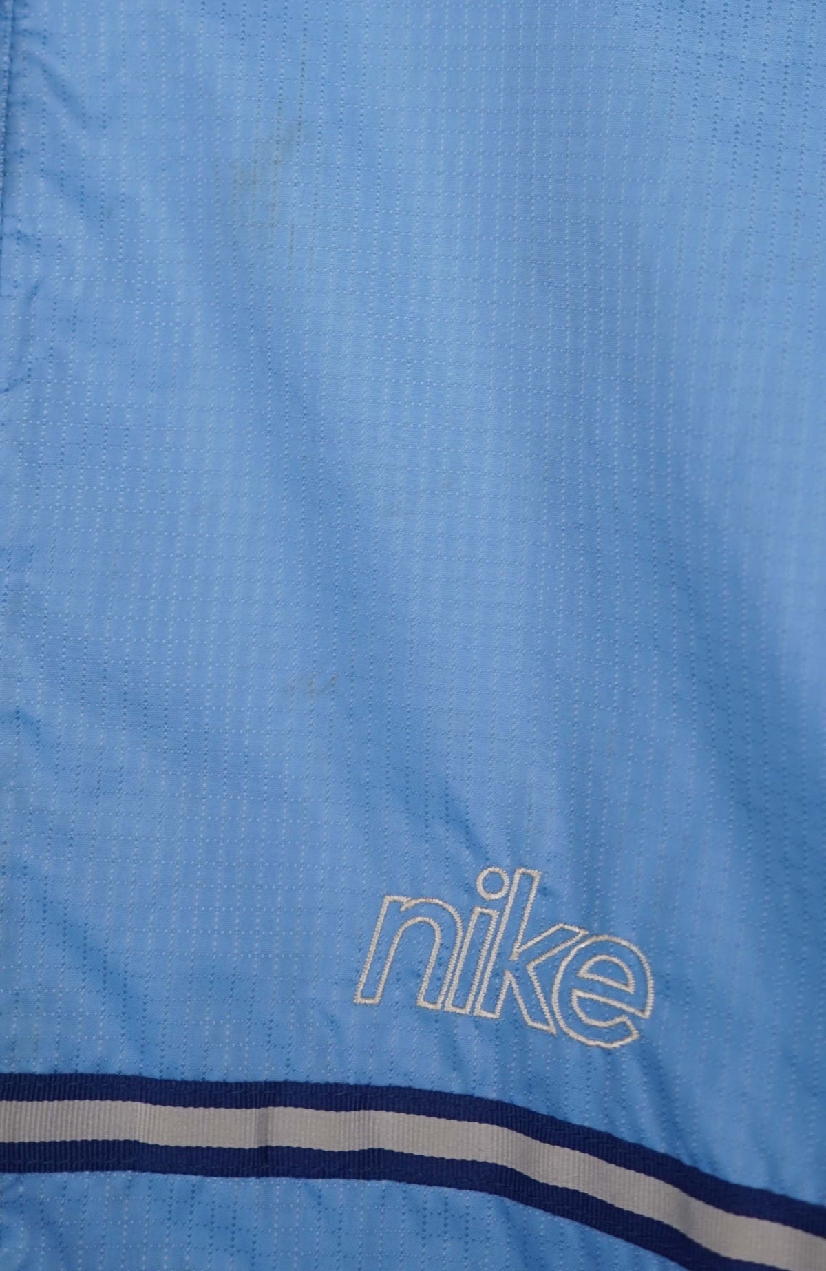 VINTAGE NIKE JACKET (M)