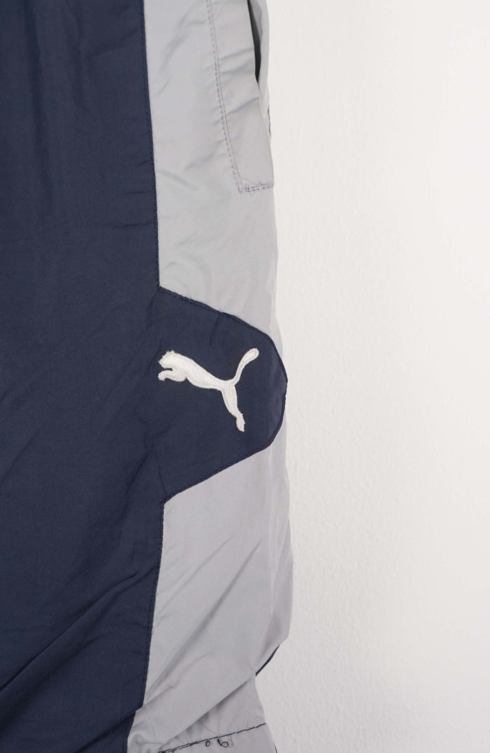 VINTAGE ADIDAS TRACK PANT SHORTS (S)