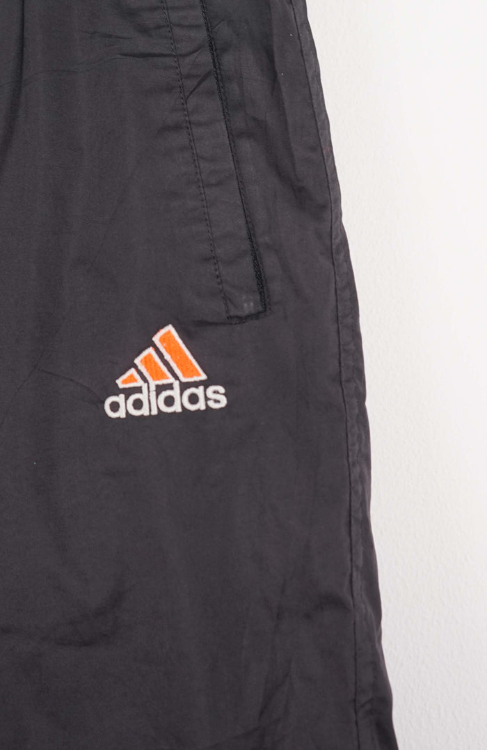 VINTAGE ADIDAS TRACK PANT SHORTS (L)