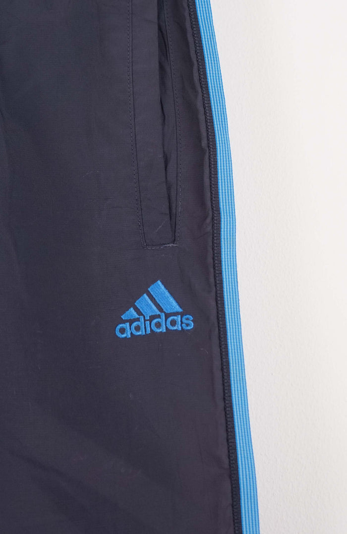 VINTAGE ADIDAS TRACK PANT SHORTS (XS)