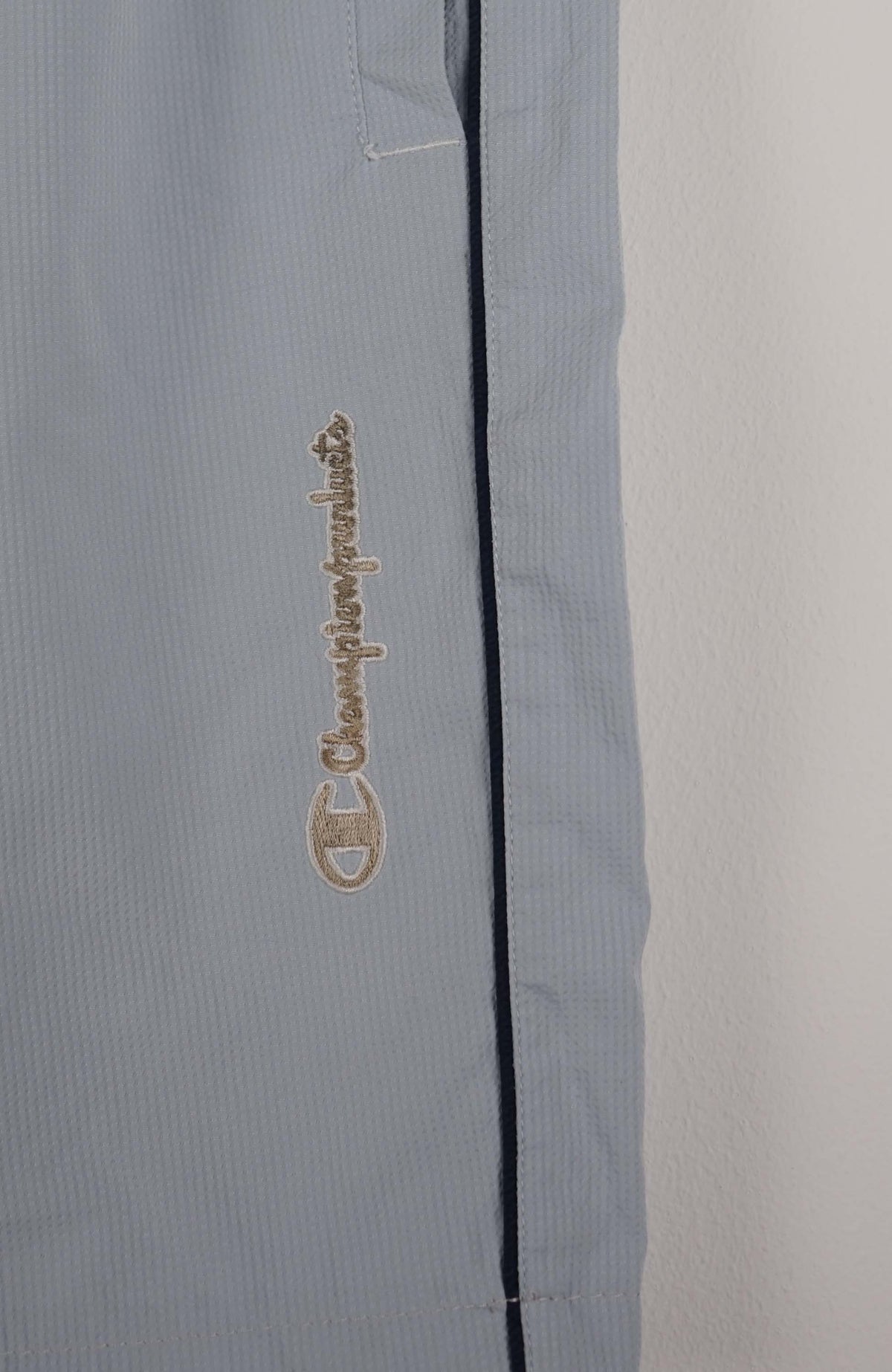 VINTAGE CHAMPION TRACK PANT SHORTS (M)