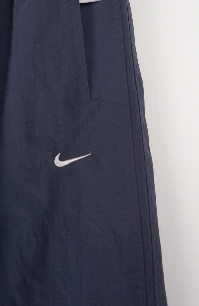 VINTAGE NIKE TRACK PANTS (XS)