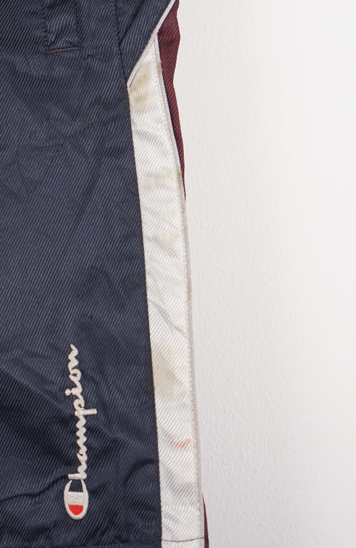 VINTAGE CHAMPION TRACK PANT SHORTS (XS)