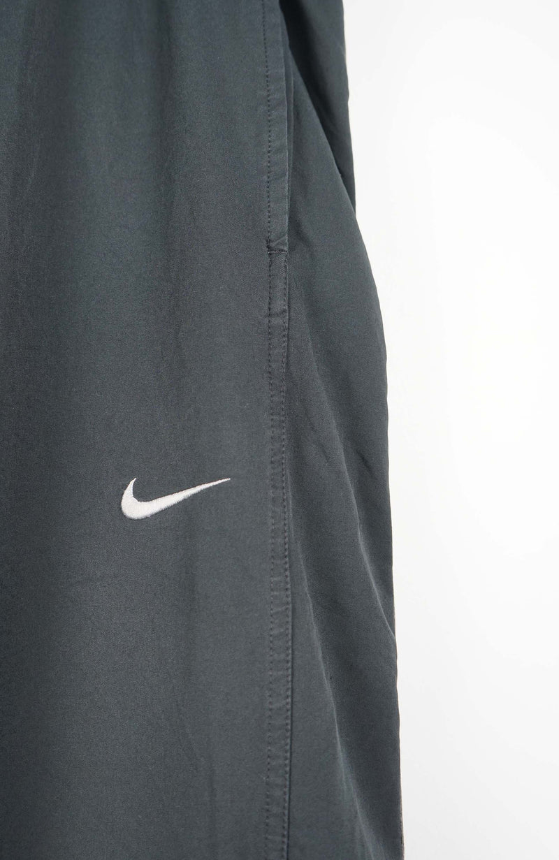 VINTAGE NIKE TRACK PANTS (XXL)