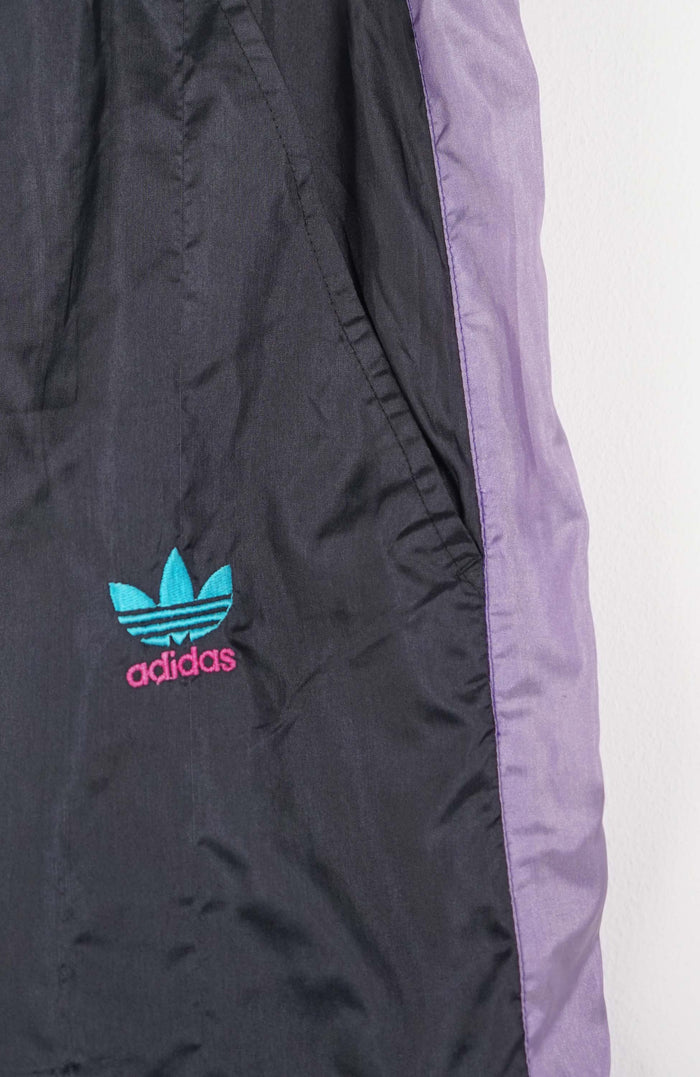 VINTAGE ADIDAS TRACK PANT SHORTS (L)