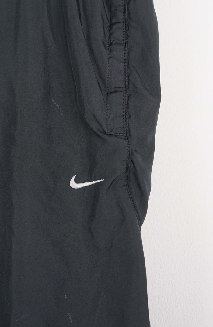 VINTAGE NIKE TRACK PANT SHORTS (XL)