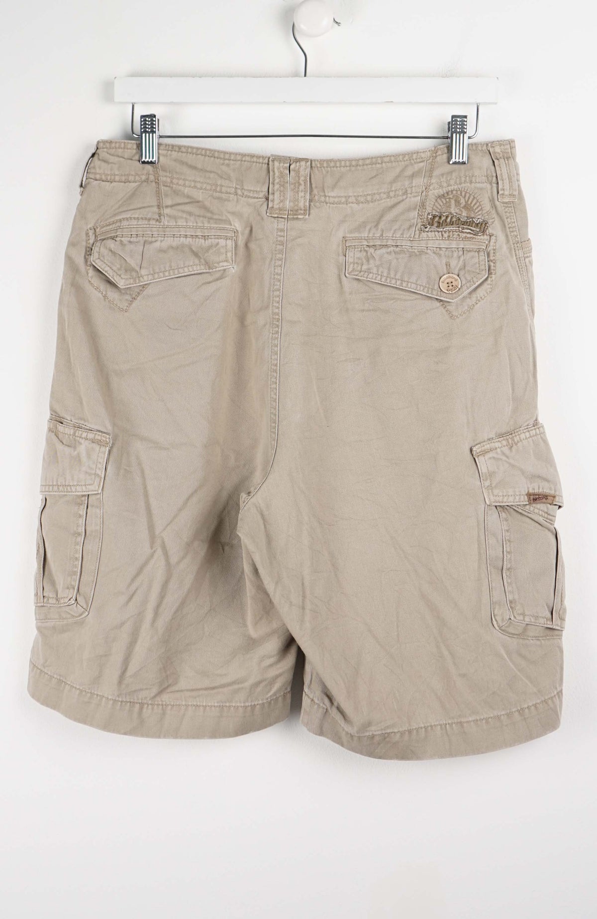 VINTAGE WRANGLER CARGO SHORTS W32