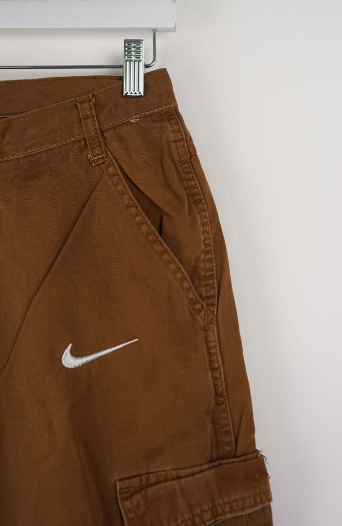 VINTAGE REWORK CARGO SHORTS W28