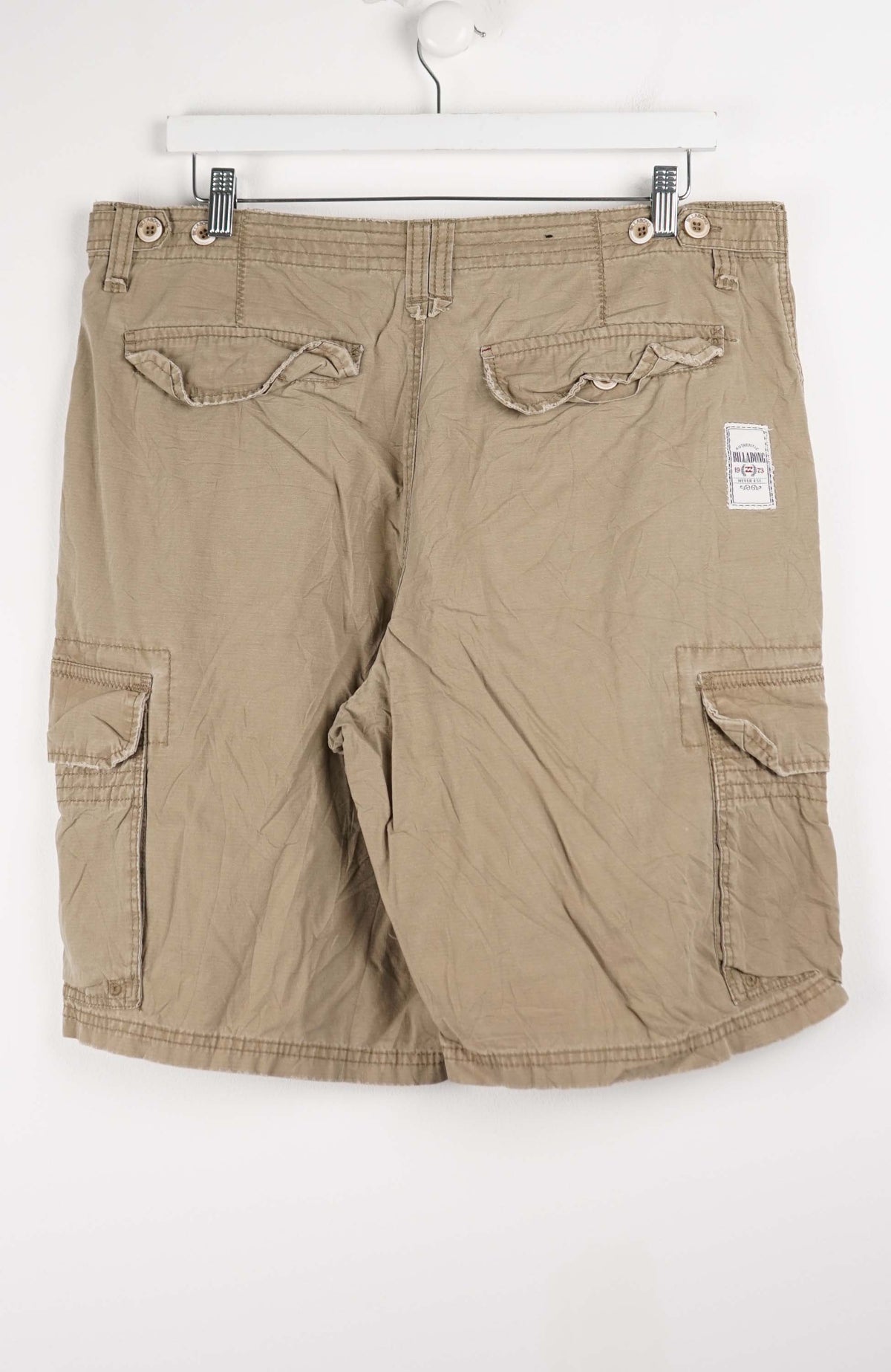 VINTAGE BILLABONG CARGO SHORTS W36