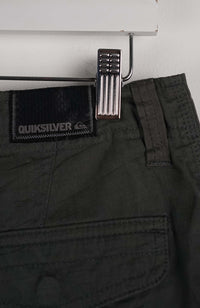 VINTAGE QUIKSILVER CARGO SHORTS W32