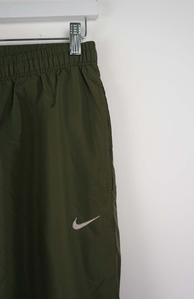VINTAGE NIKE TRACK PANTS (S)
