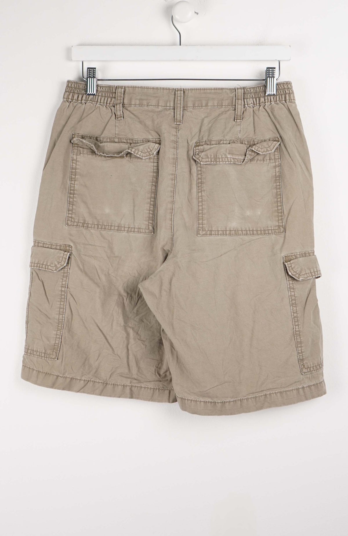 VINTAGE WRANGLER CARGO SHORTS W30