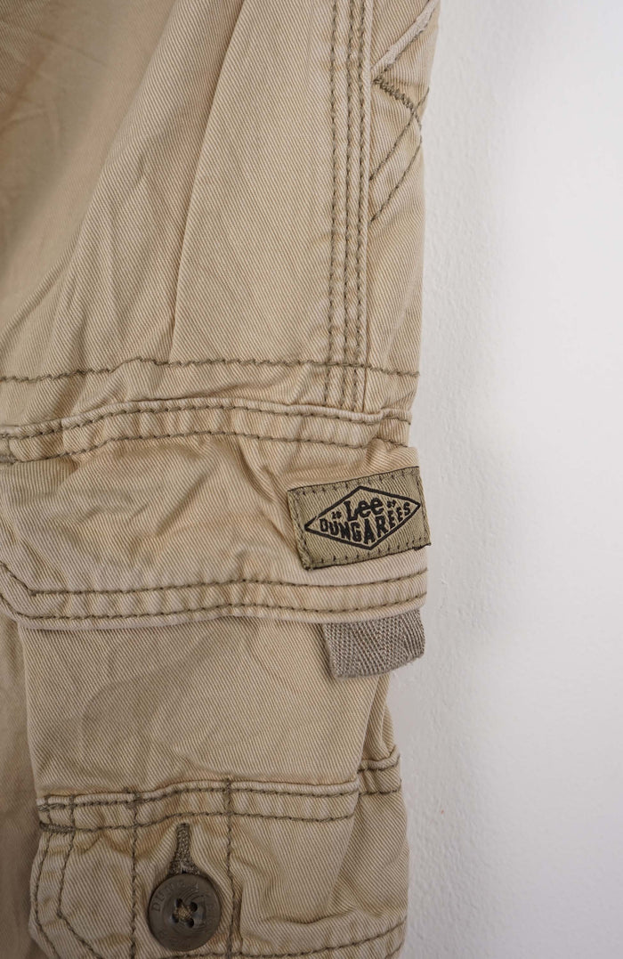 VINTAGE LEE DUNGAREES CARGO SHORTS W34